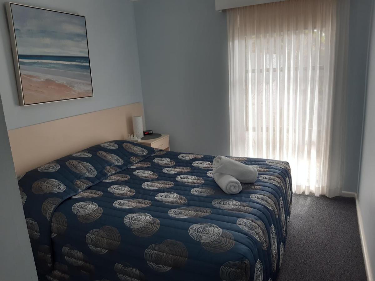 Dolphins Of Mollymook Motel מראה חיצוני תמונה