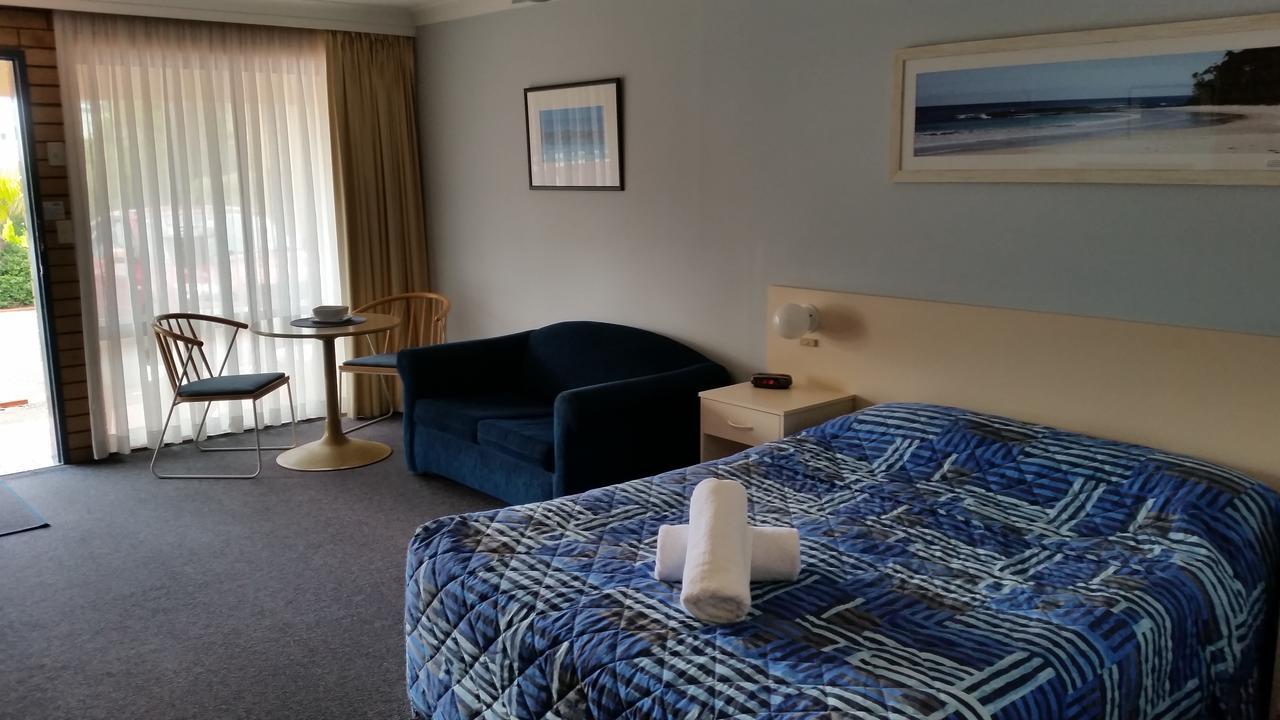 Dolphins Of Mollymook Motel מראה חיצוני תמונה