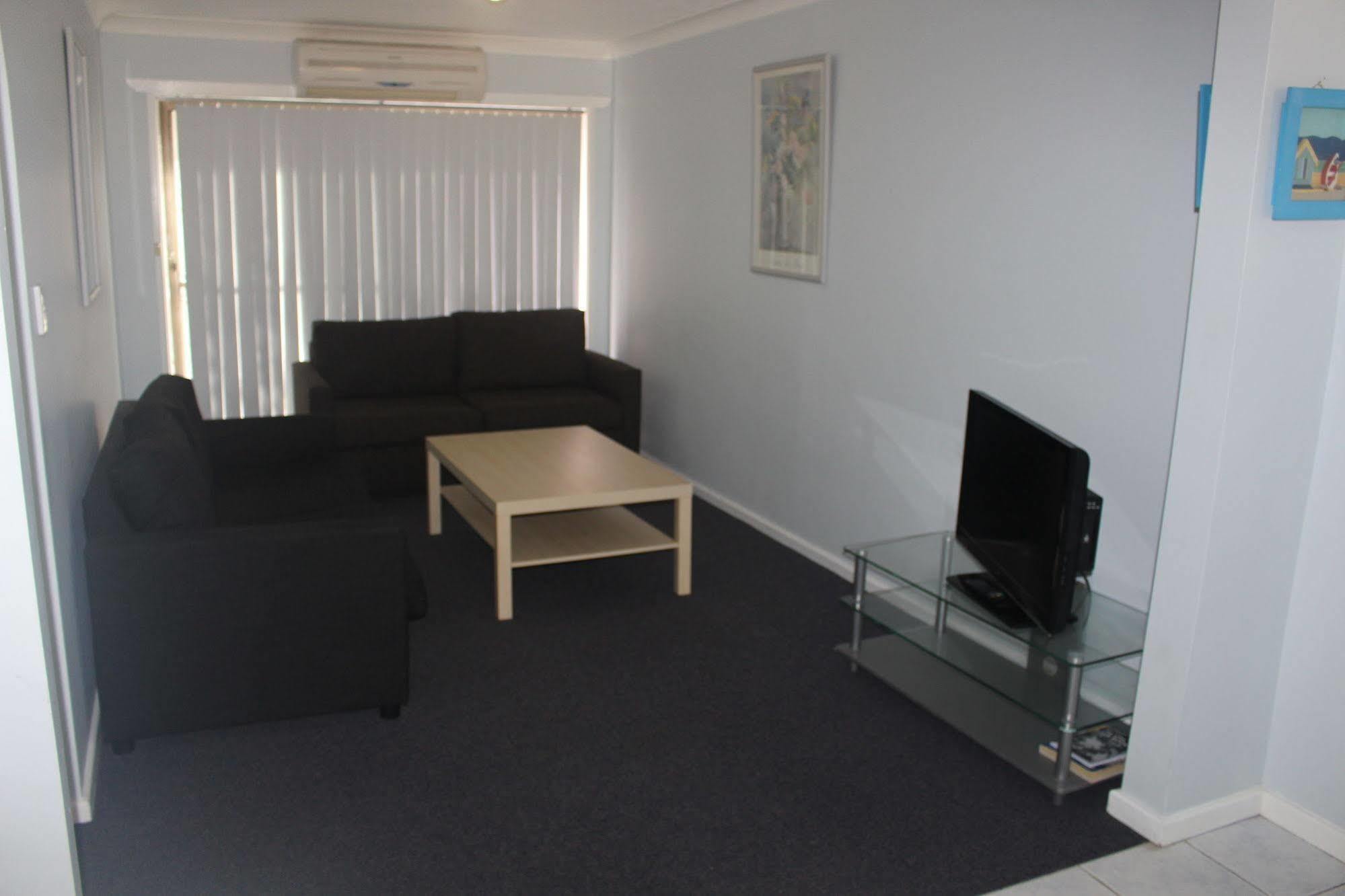 Dolphins Of Mollymook Motel מראה חיצוני תמונה